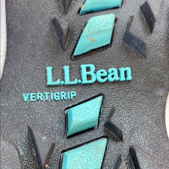 Women’s L.L. Bean Vertigrip Green and Teal Size 9 Medium Sneakers - Picture 8 of 9